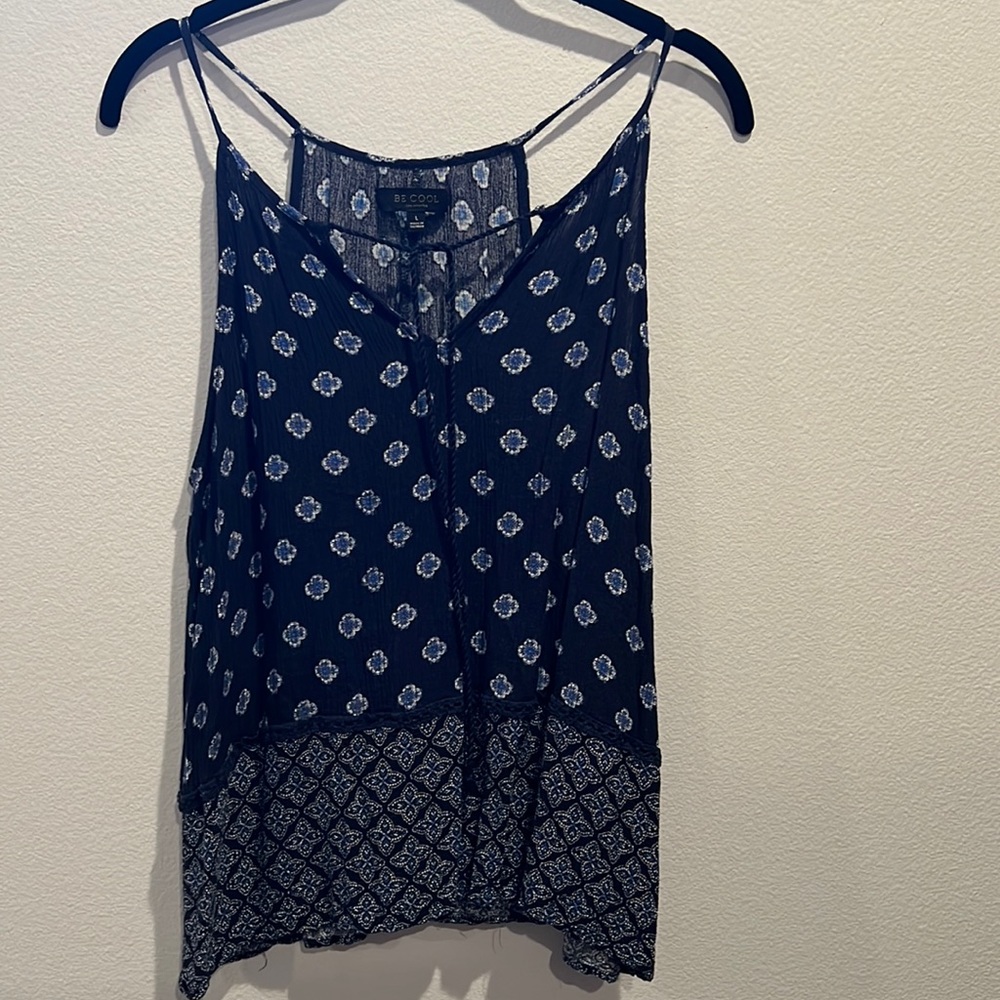 Navy blue patterned tank top. Size large